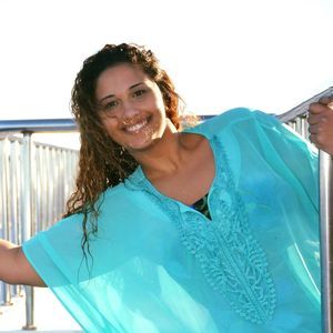 Meet your Posher, Ana